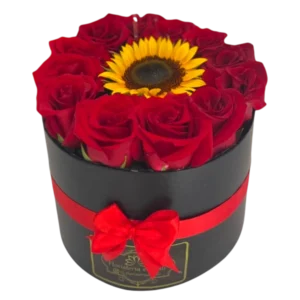 Pasión de Rosas – Arreglo de Rosas Rojas y Girasol
